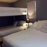 Sol Y Sombra Boracay Hotel